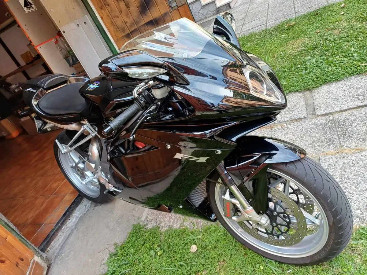 MV Agusta F4 1000 (2010 - 15) (16)