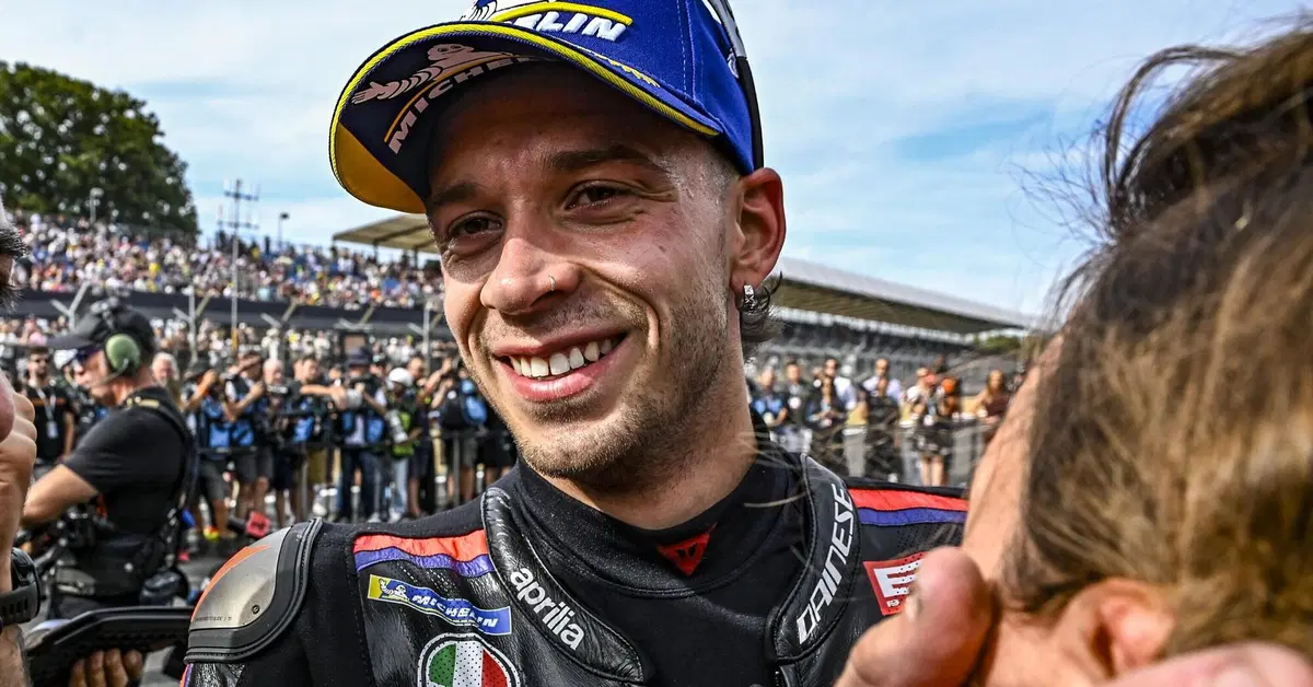MotoGP 2026. GP del Regno Unito a Silverstone. Marco Bezzecchi, podio e lacrime: "La qualifica mi ha spaccato"