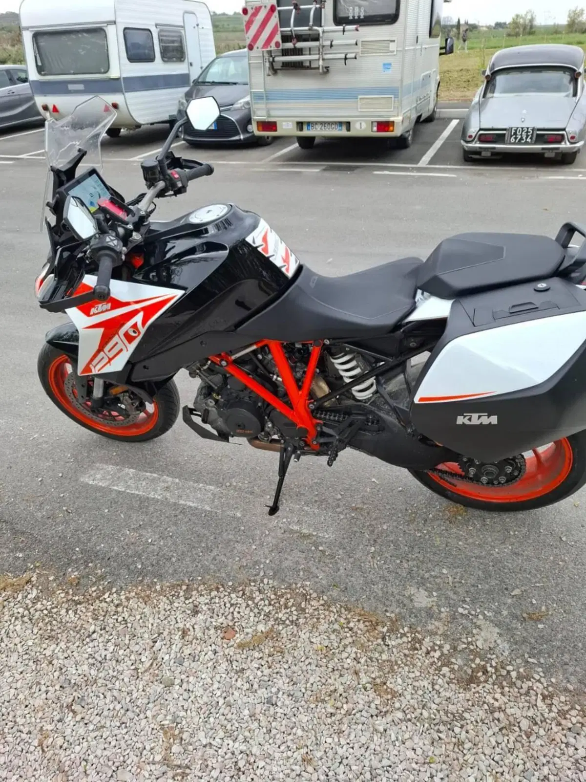 KTM 1290 Super Duke GT (2021)