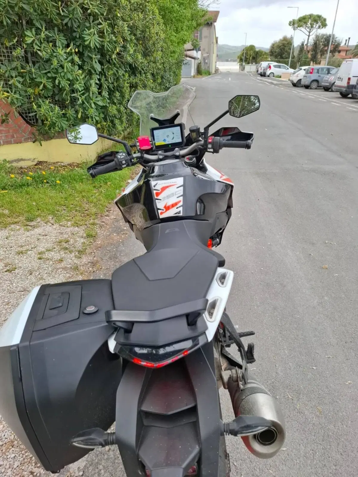 KTM 1290 Super Duke GT (2021) (7)