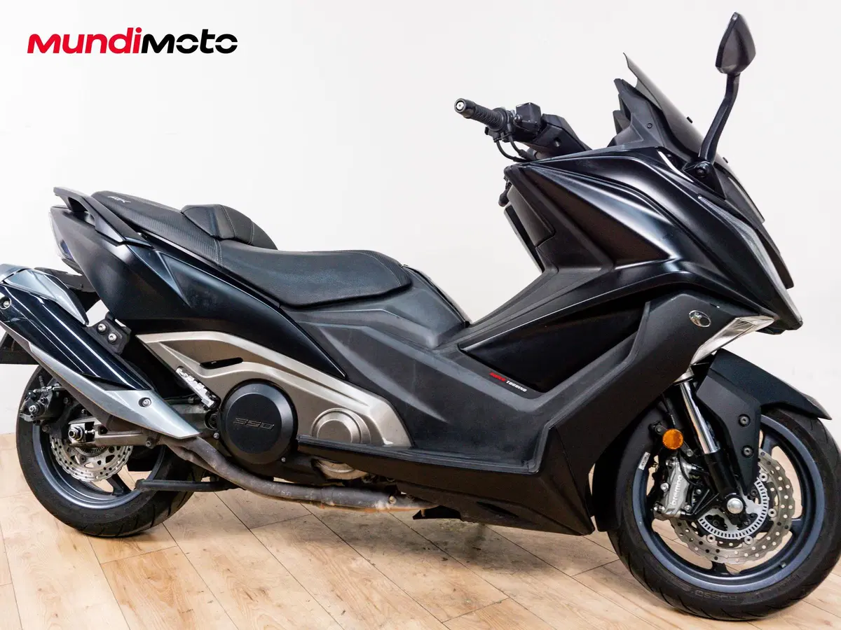 Kymco AK 550 ETS (2021 - 26) (2)