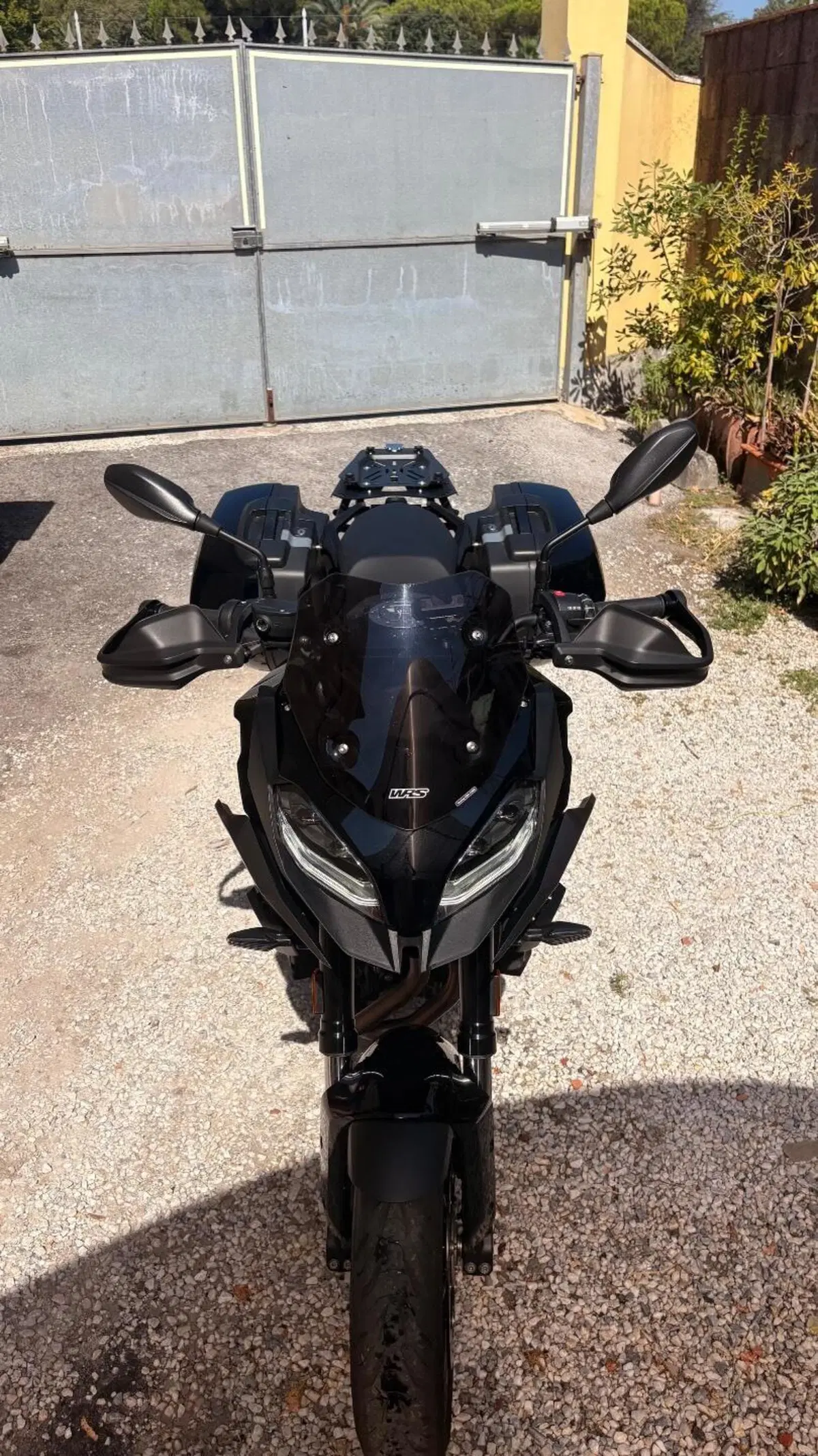 Bmw F 900 XR (2025 - 27) (4)