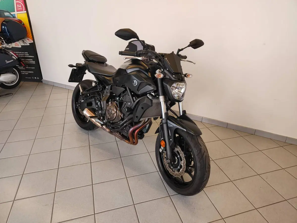Yamaha MT-07 (2017 - 18) (4)