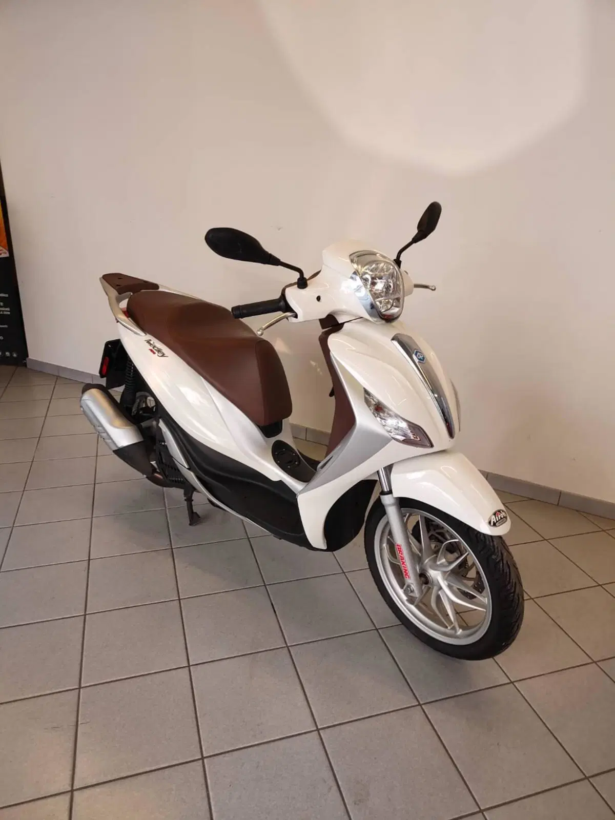 Piaggio Medley 150 ABS (2016 - 19) (2)
