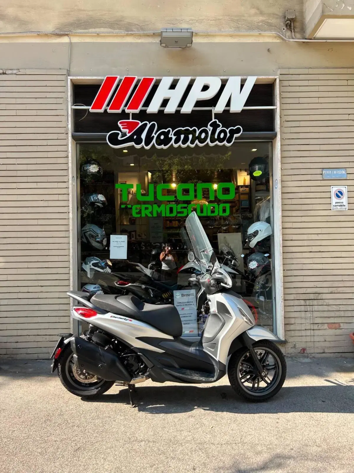 Piaggio Beverly 400 S ABS-ASR (2021 - 24) (2)