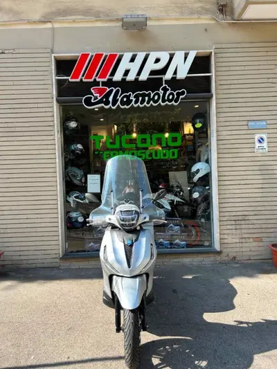 Piaggio Beverly 400 S ABS-ASR (2021 - 24) usata