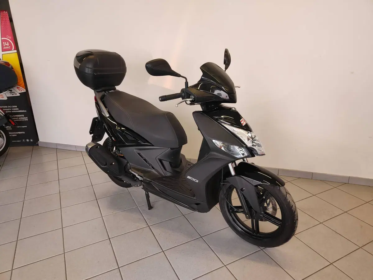 Kymco Agility 150i R16 + ABS (2017 - 20) (2)