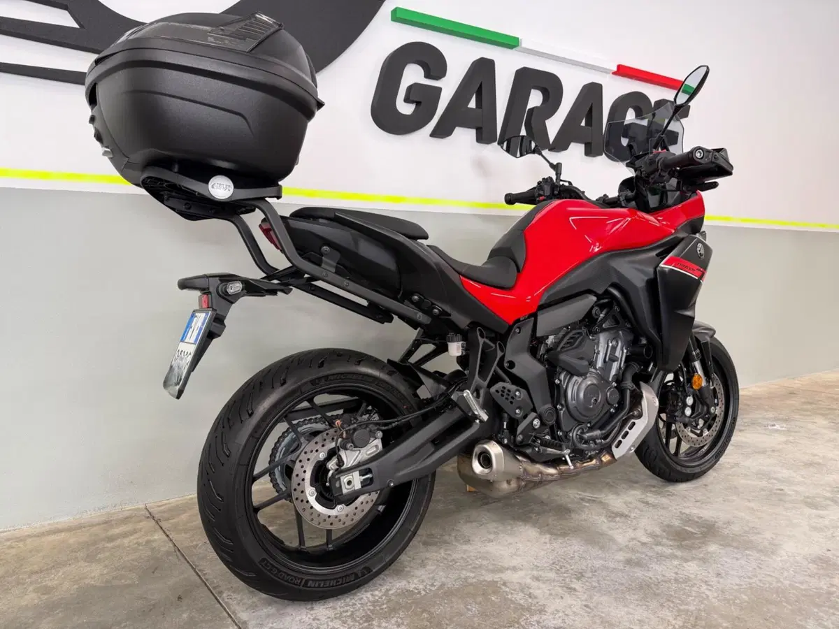 Yamaha Tracer 7 Y-AMT (2026) (7)
