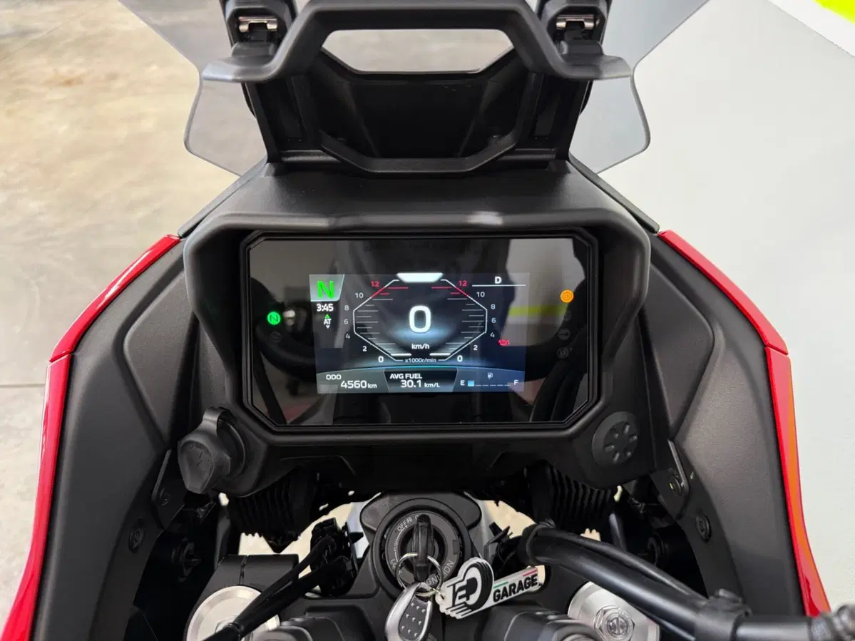 Yamaha Tracer 7 Y-AMT (2026) (14)