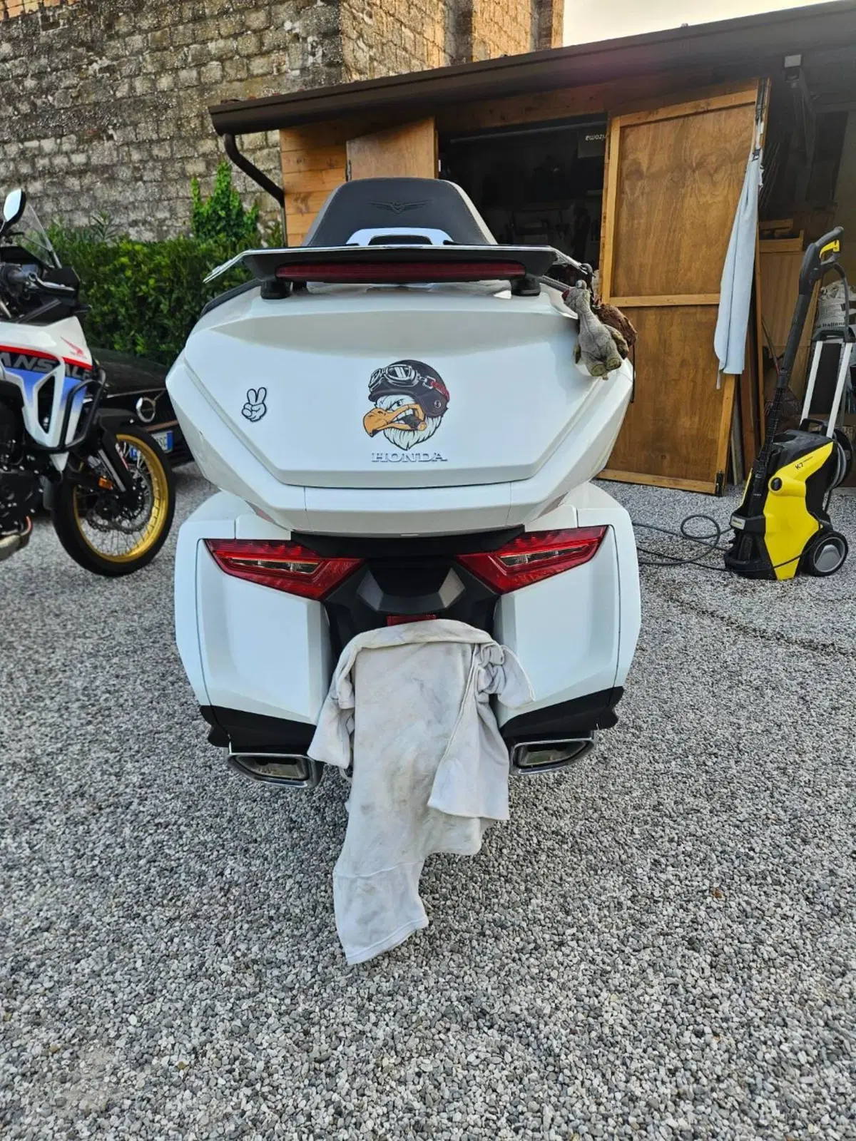 Honda GL 1800 Gold Wing Tour DCT & Airbag (2022 - 24) (3)