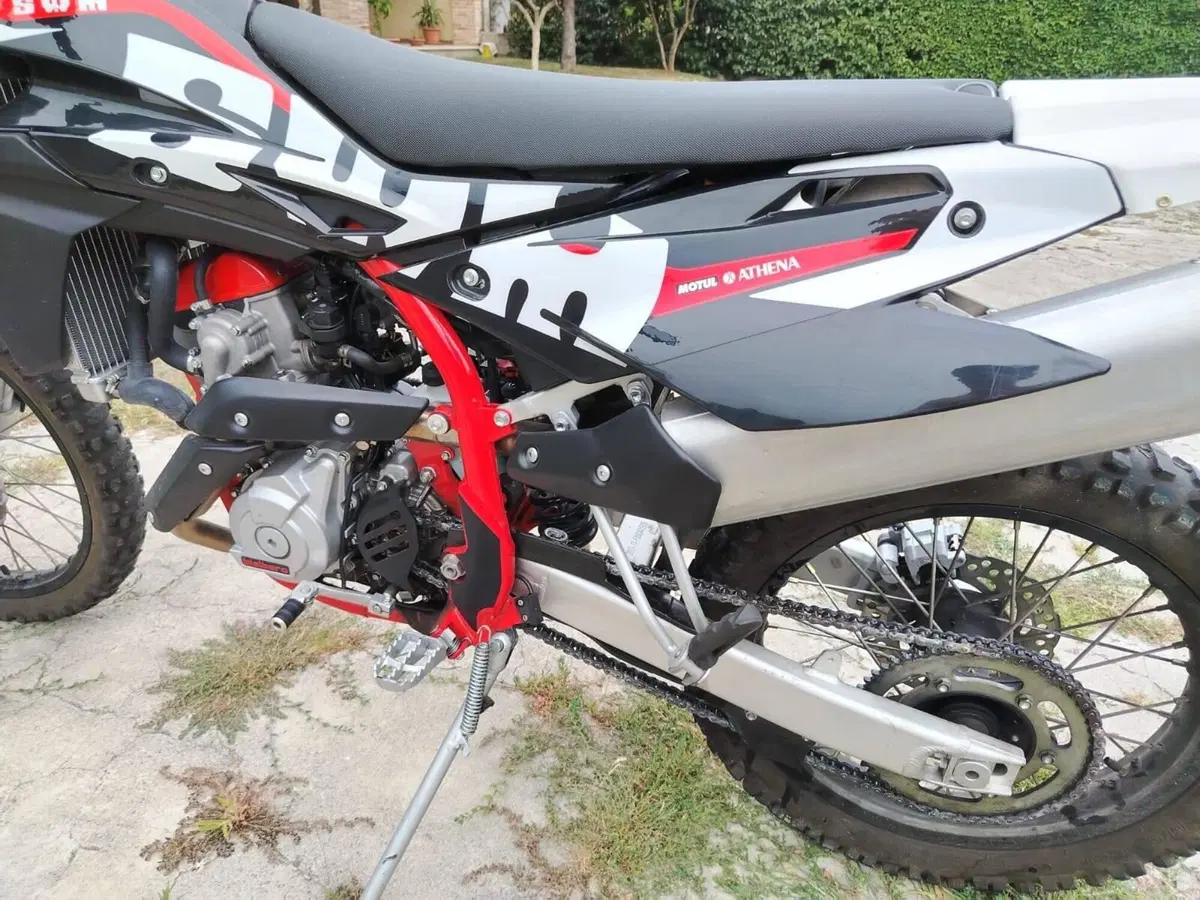 Swm RS 125 R (2017 - 20) (5)