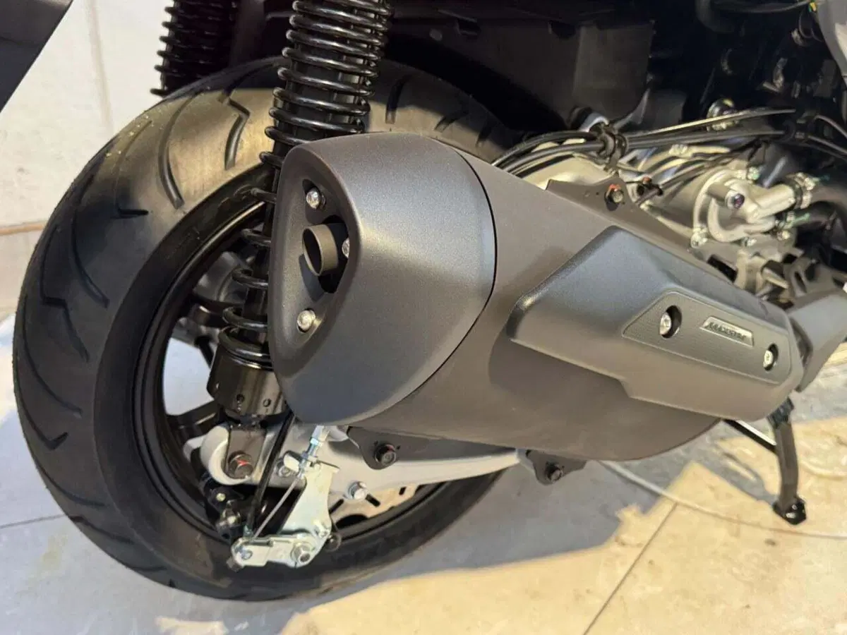 Sym Maxsym 400 GT (2024 - 26) (6)