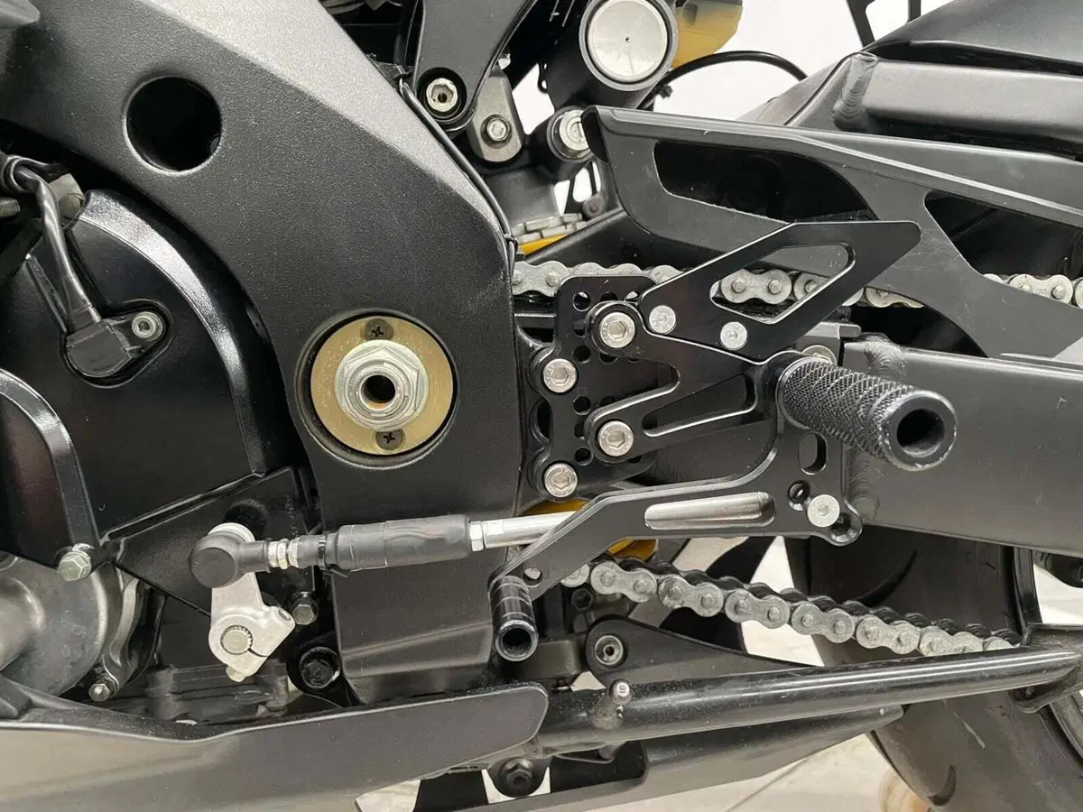 Suzuki GSX-R1000 (2005 - 06) (15)