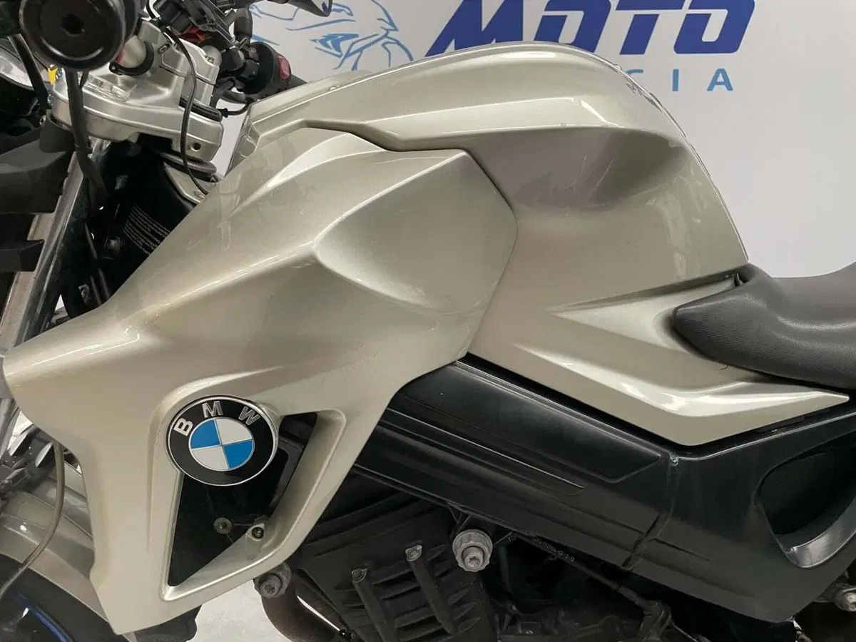 Bmw F 800 R (2012 - 14) (4)