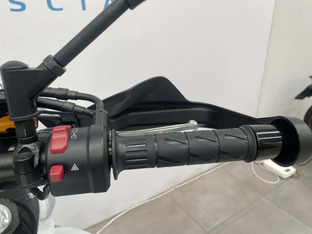 CFMOTO 650MT (2021 - 24) (6)