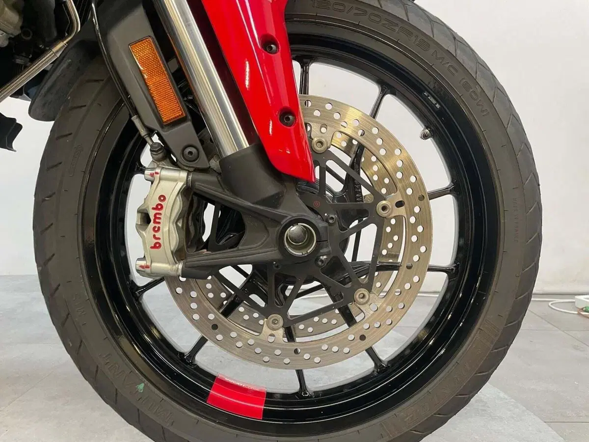 Ducati Multistrada V4 S (2021 - 24) (15)