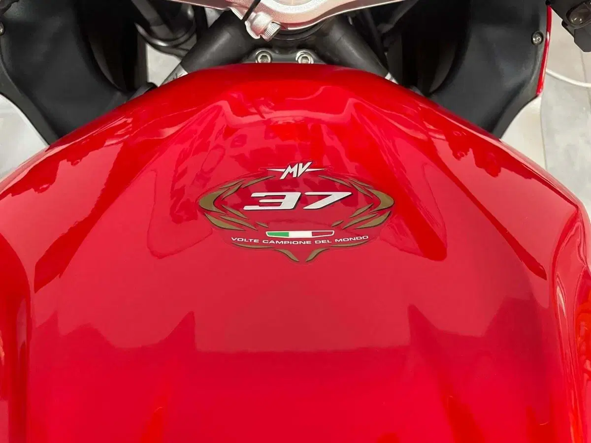 MV Agusta F3 675 EAS ABS (2011 - 17) (10)