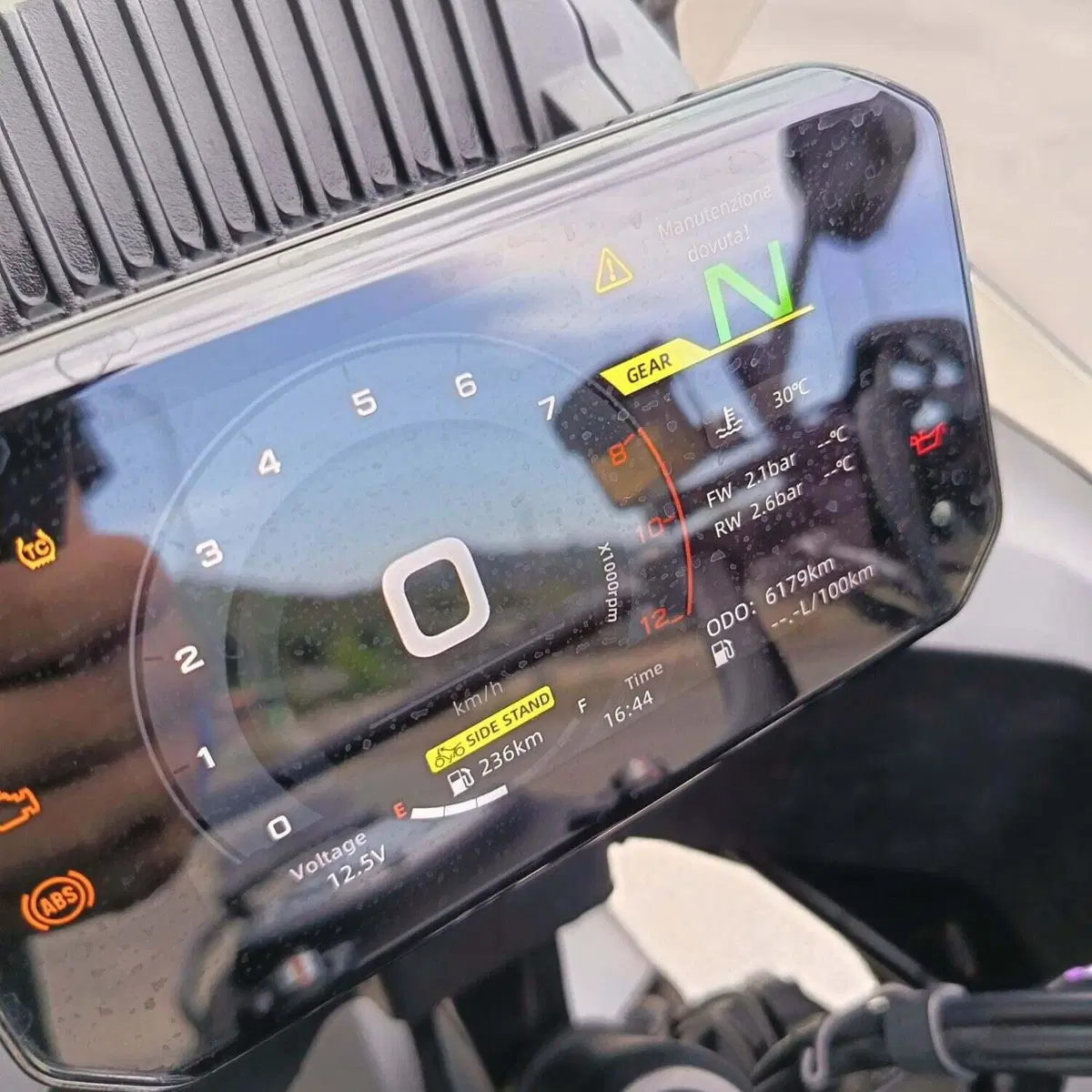 CFMOTO 700MT Adventure (2025 - 26) (6)
