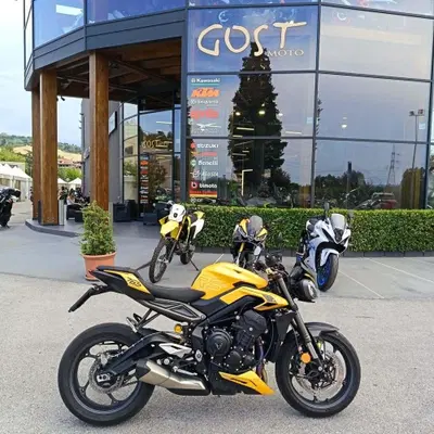 Triumph Street Triple 765 RS (2023 - 26) usata