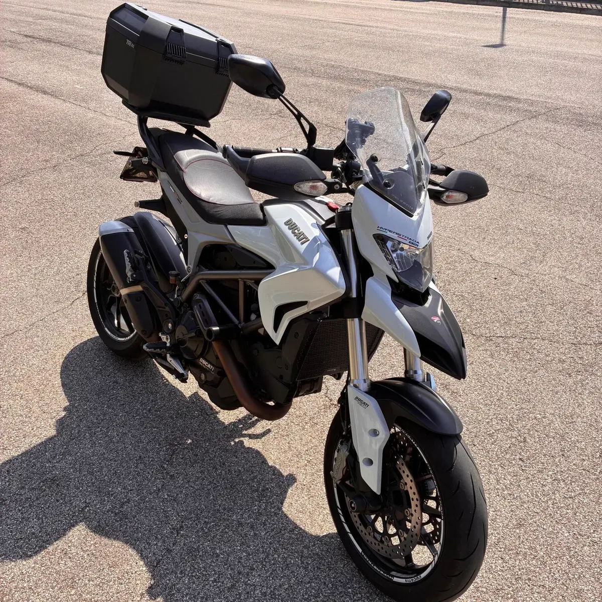 Ducati Hyperstrada 821 (2013 - 15) (2)