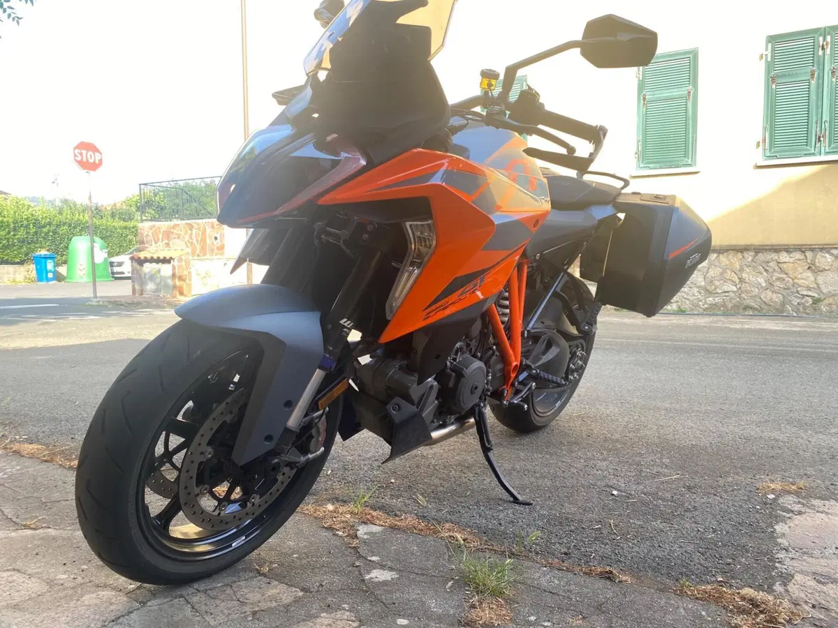 KTM 1290 Super Duke GT (2022 - 25) (7)