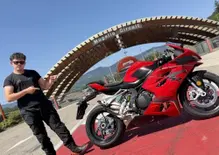 QJMotor SRK 921 RR: la prova della sportiva cinese. Pro e Contro [VIDEO]