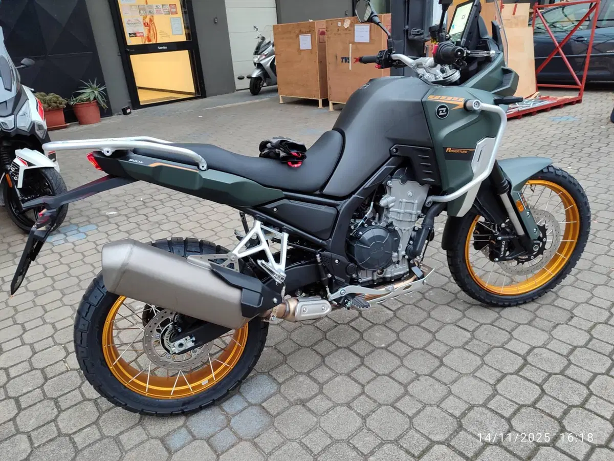 Kove 800X Pro (2024 - 25) (2)