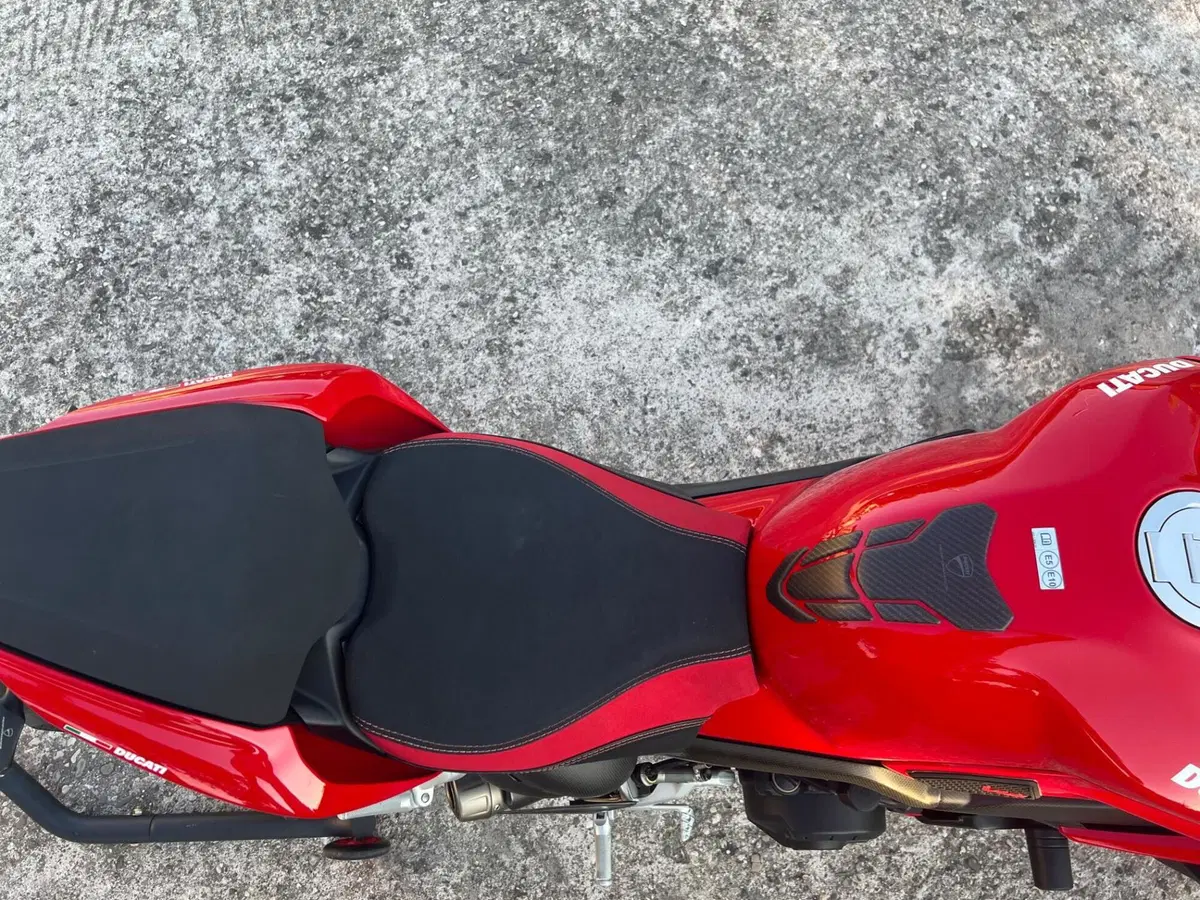 Ducati Streetfighter V4 1100 S (2020) (14)