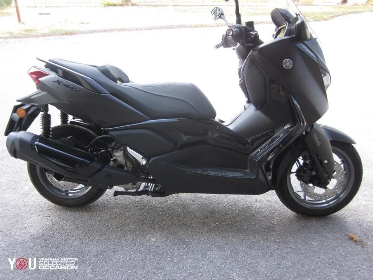 Yamaha X-Max 300 Tech Max (2025 - 26)