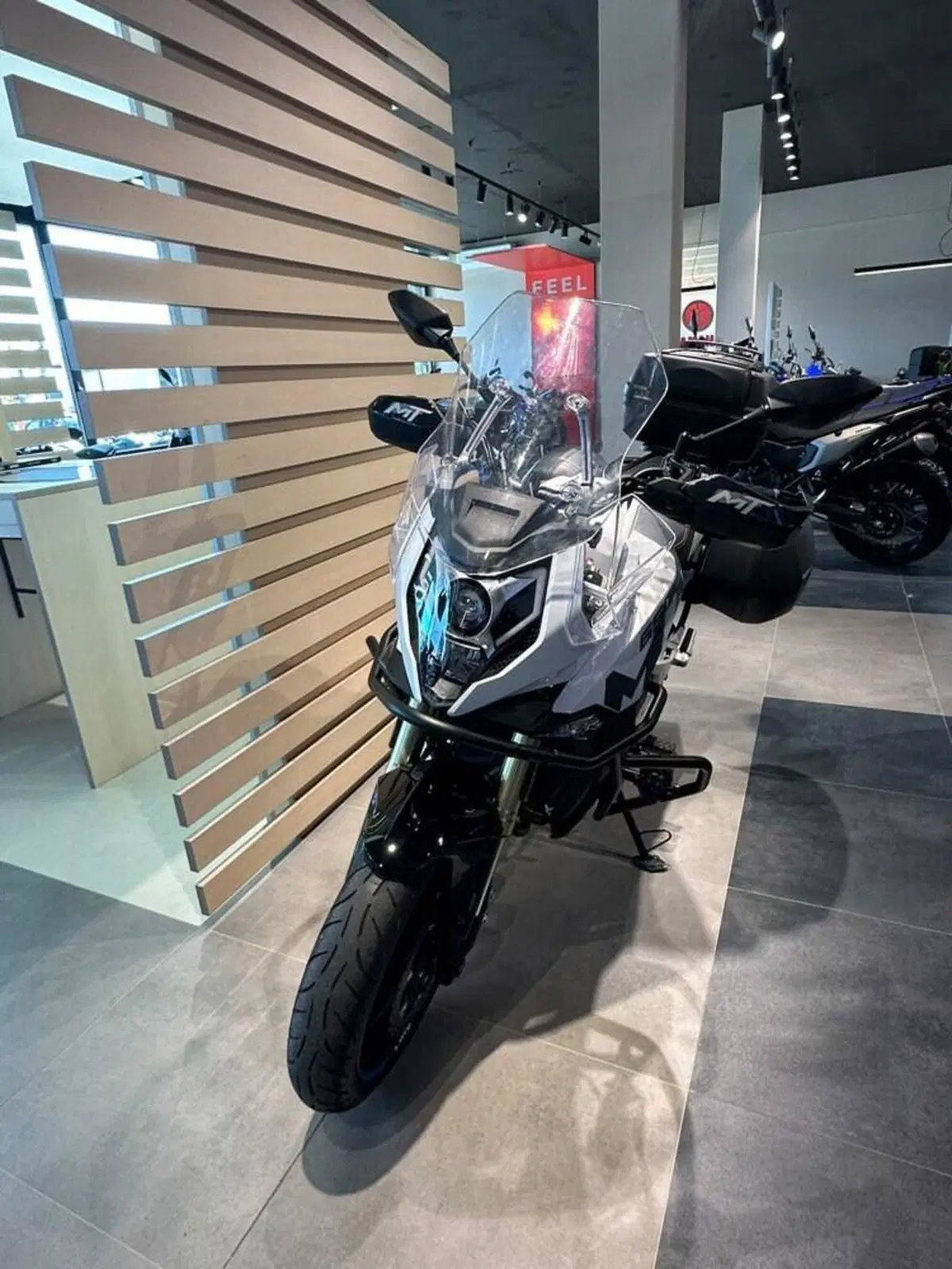 CFMOTO 650MT (2021 - 24) (5)