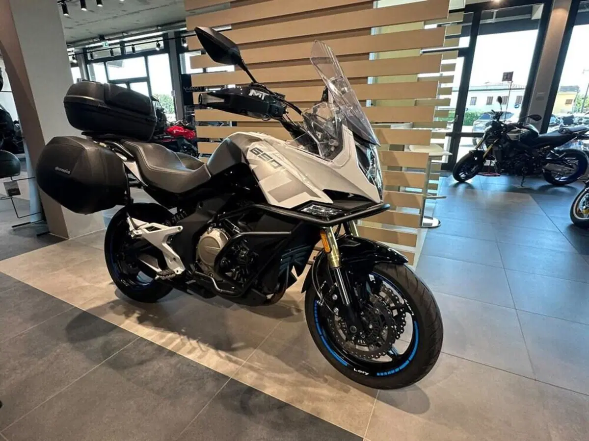 CFMOTO 650MT (2021 - 24) (2)