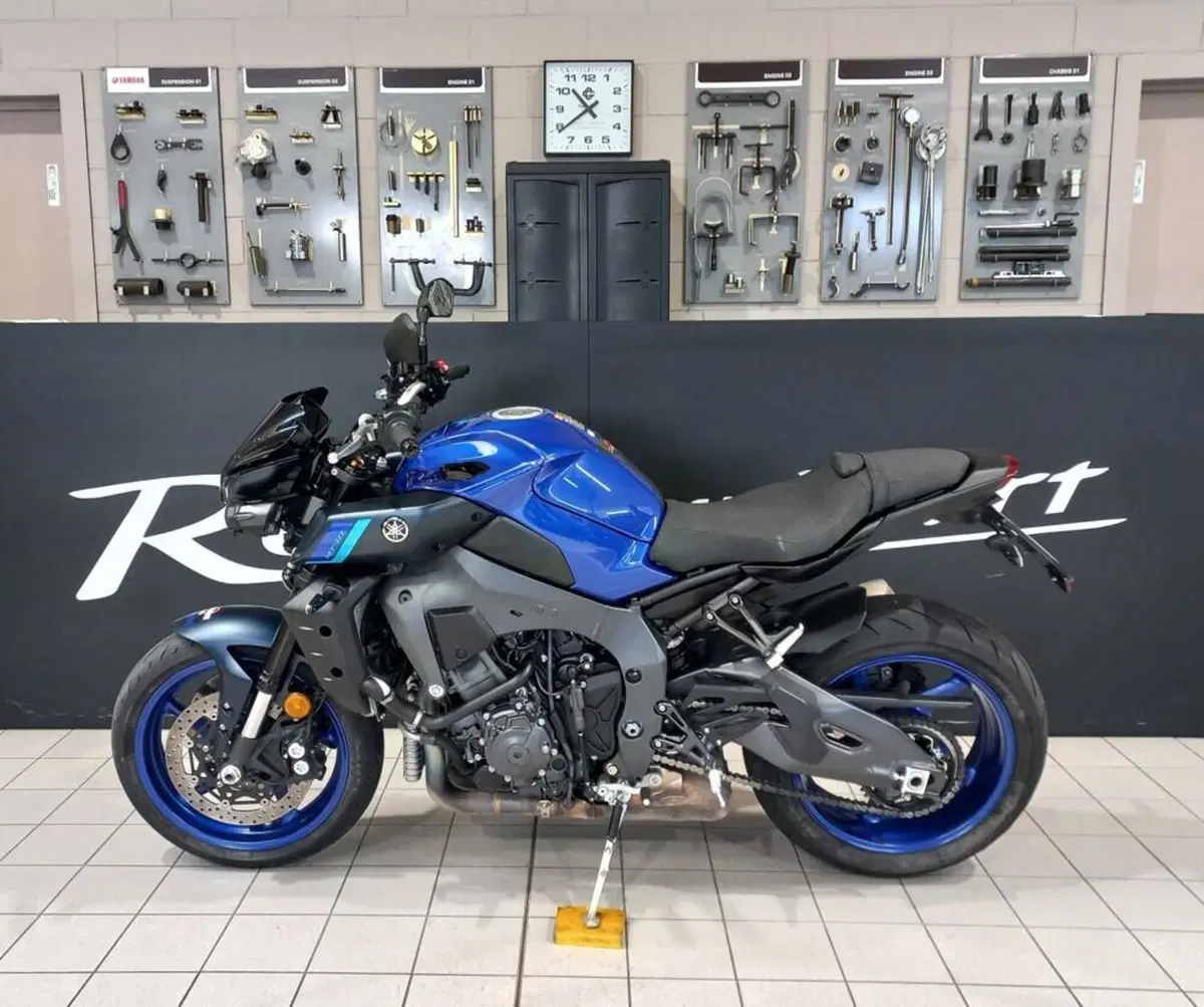 Yamaha MT-10 (2022 - 26) (2)