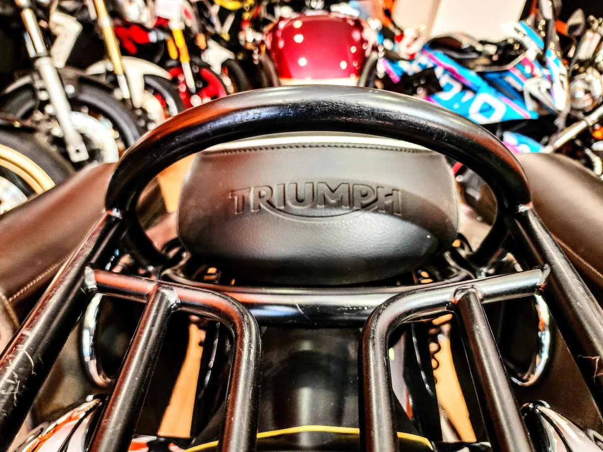 Triumph Bonneville T120 (2021 - 25) (17)