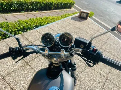 Yamaha SR 400 (2013 - 17) usata