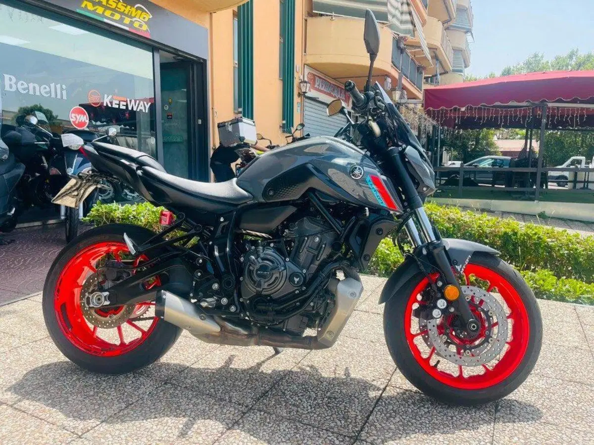 Yamaha MT-07 (2021 - 24) (6)