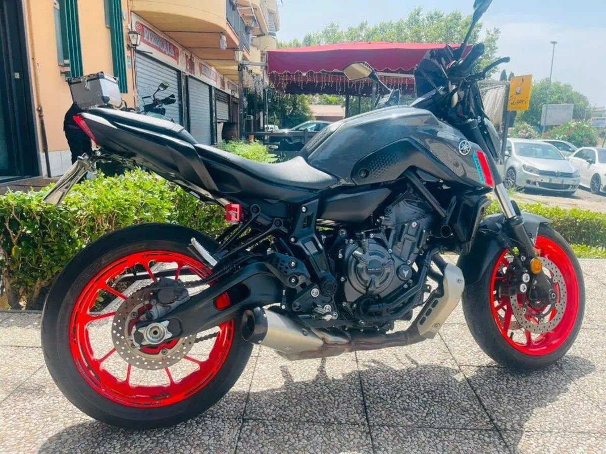 Yamaha MT-07 (2021 - 24) (8)