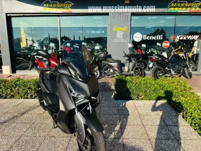 Yamaha X-Max 300 (2021 - 24) usata