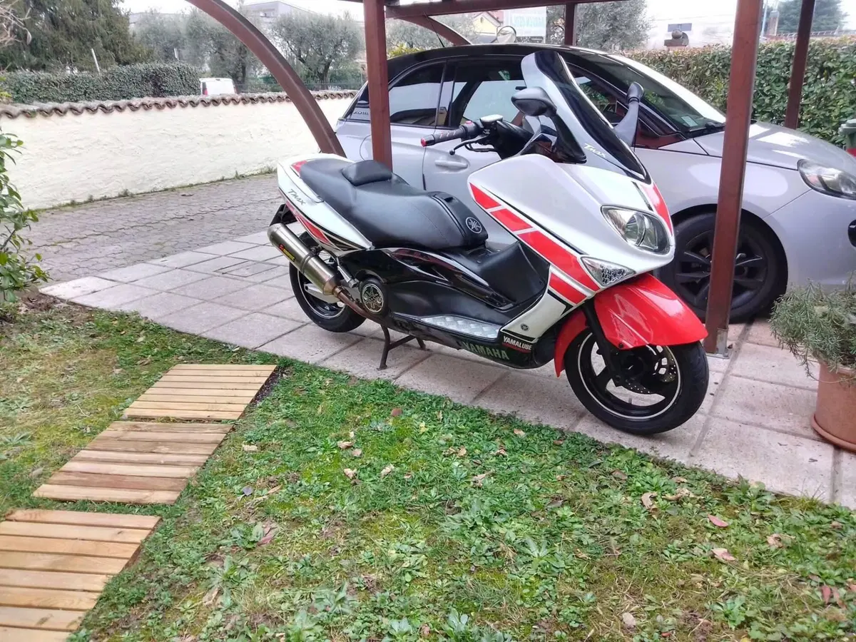 Yamaha T-Max 500 (2001 - 03) (5)