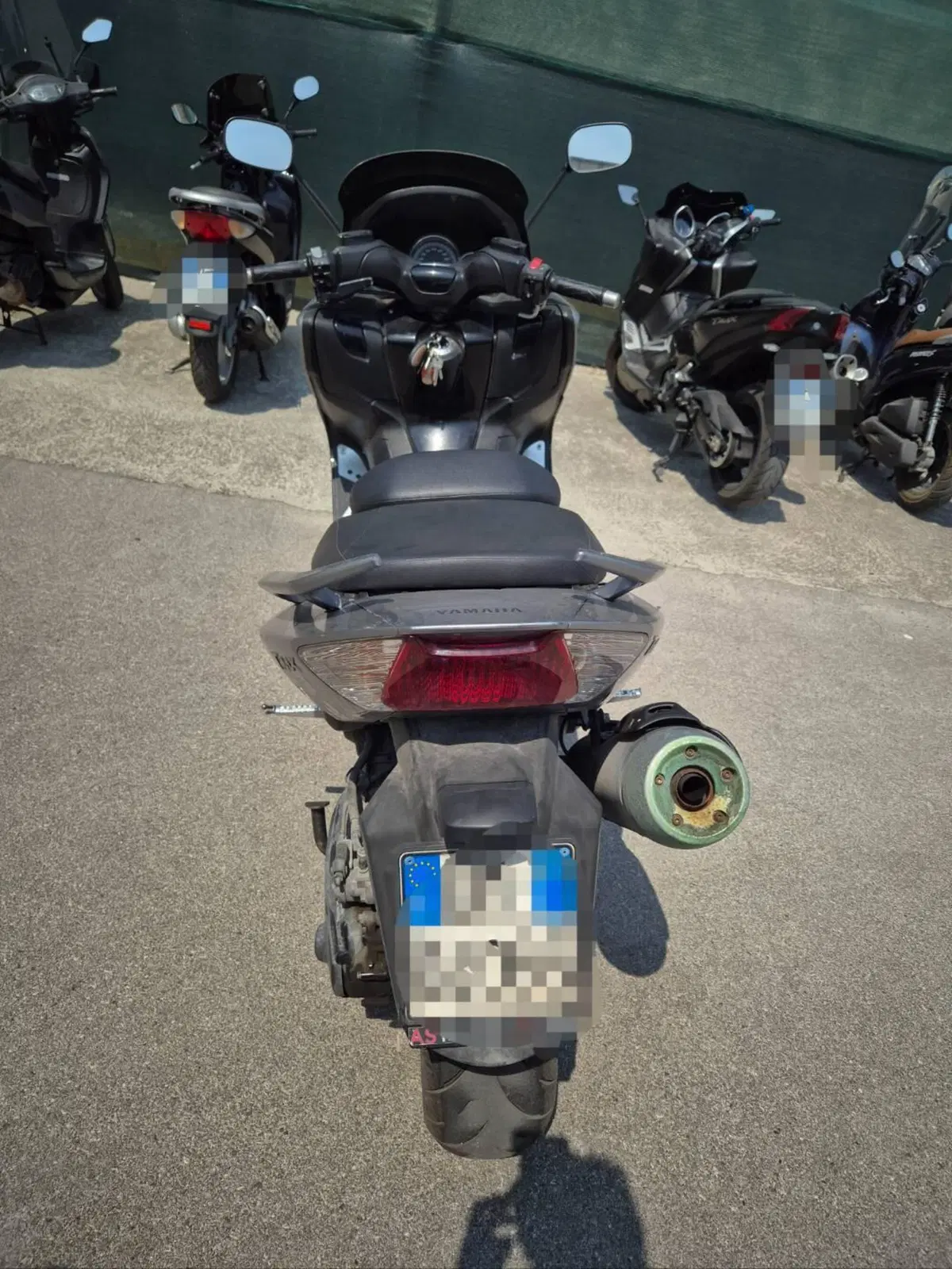 Yamaha T-Max 500 White Max (2010 - 11) (3)
