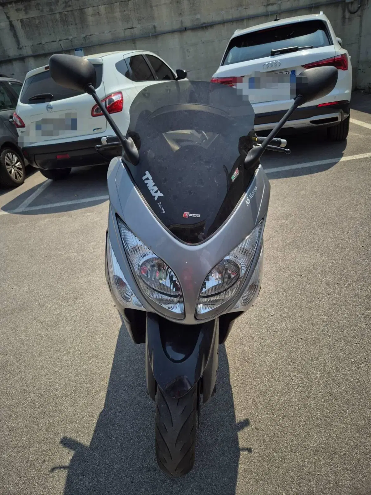 Yamaha T-Max 500 White Max (2010 - 11) (4)