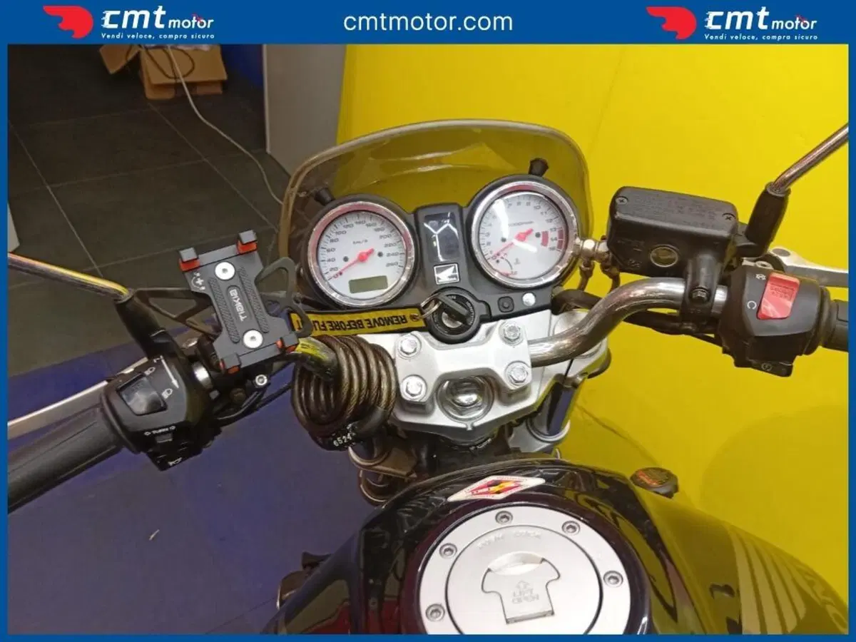 Honda Hornet 600 (2003 - 04) (5)