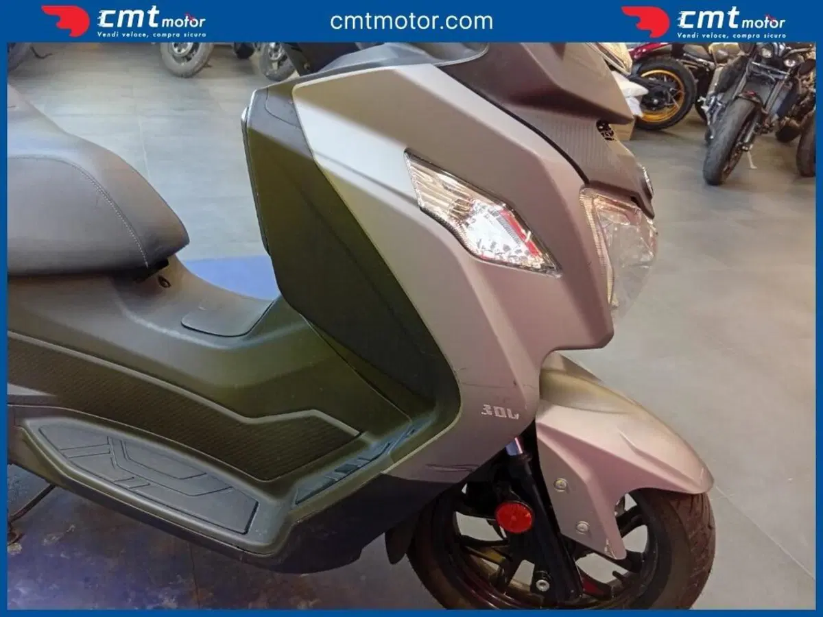 Sym Joymax 300 Z ABS (2018 - 20) (9)