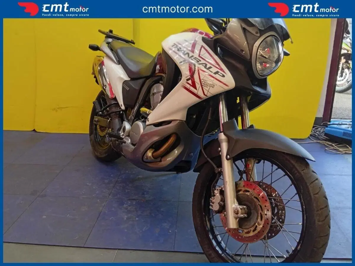 Honda Transalp XL 700 V (2007 - 2013) (3)