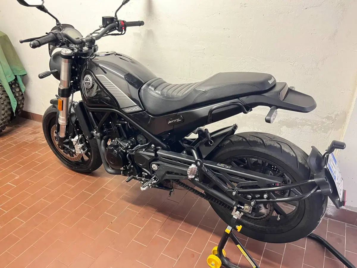 Benelli Leoncino 500 ABS (2017 - 20)