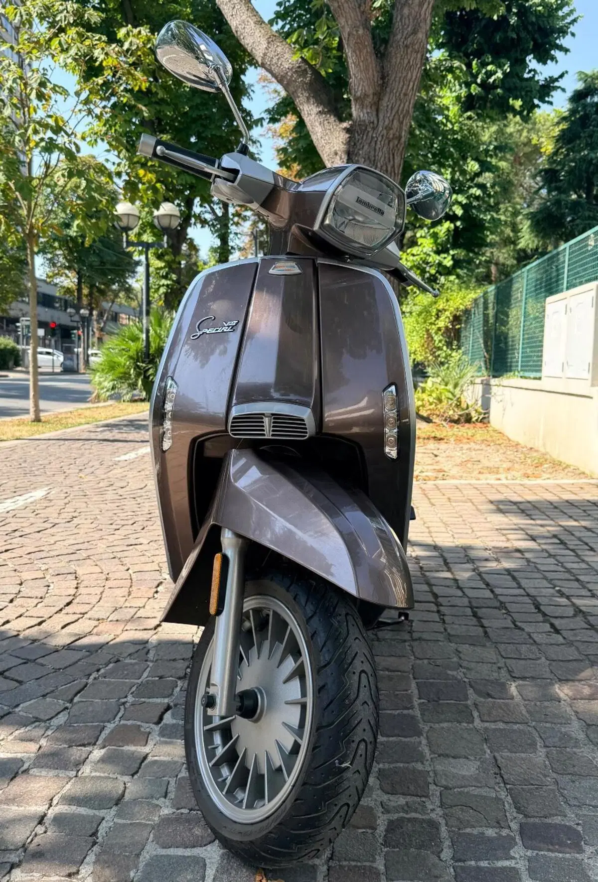 Lambretta V125 Special (2021 - 26) (3)