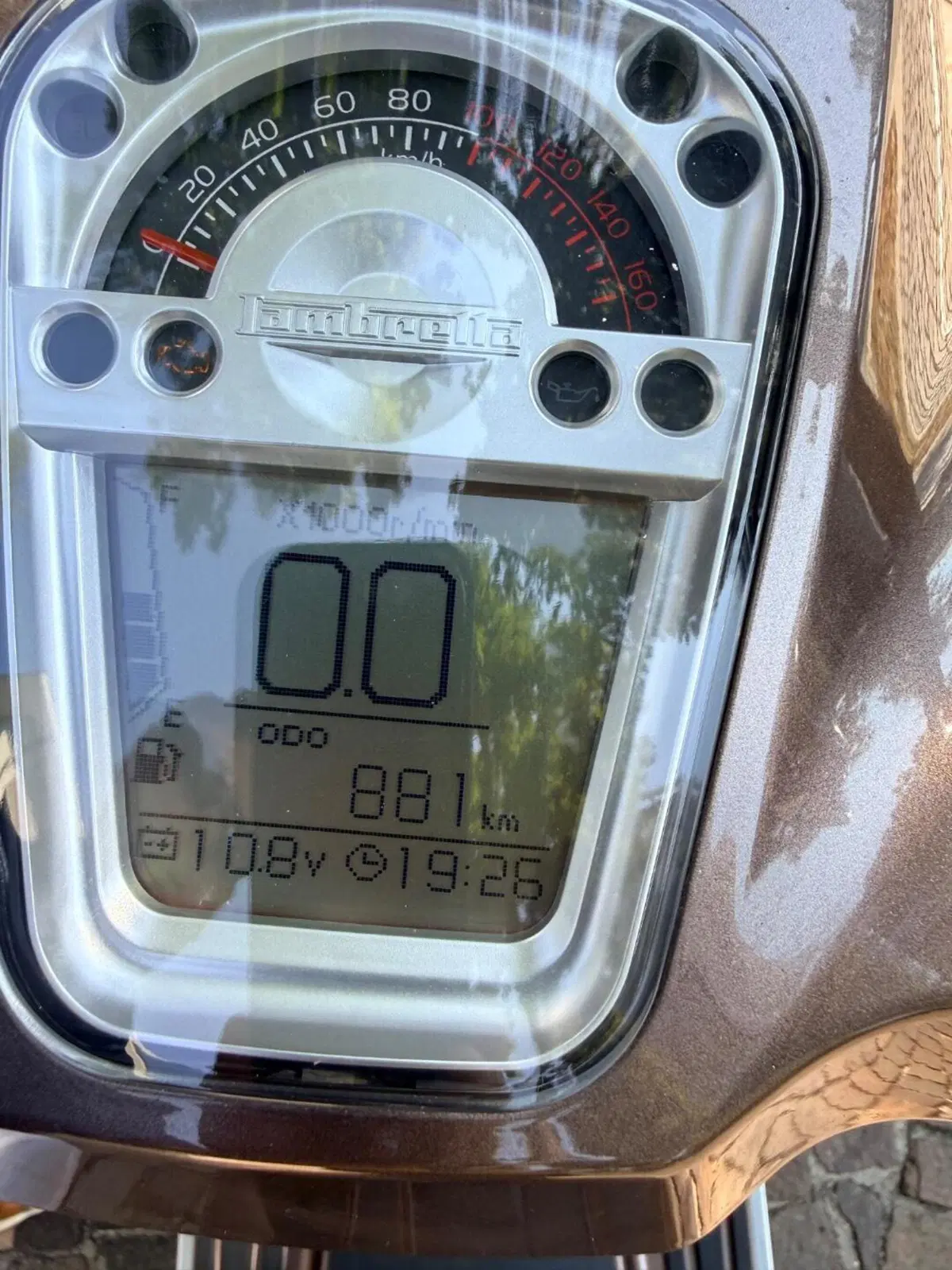 Lambretta V125 Special (2021 - 26) (13)