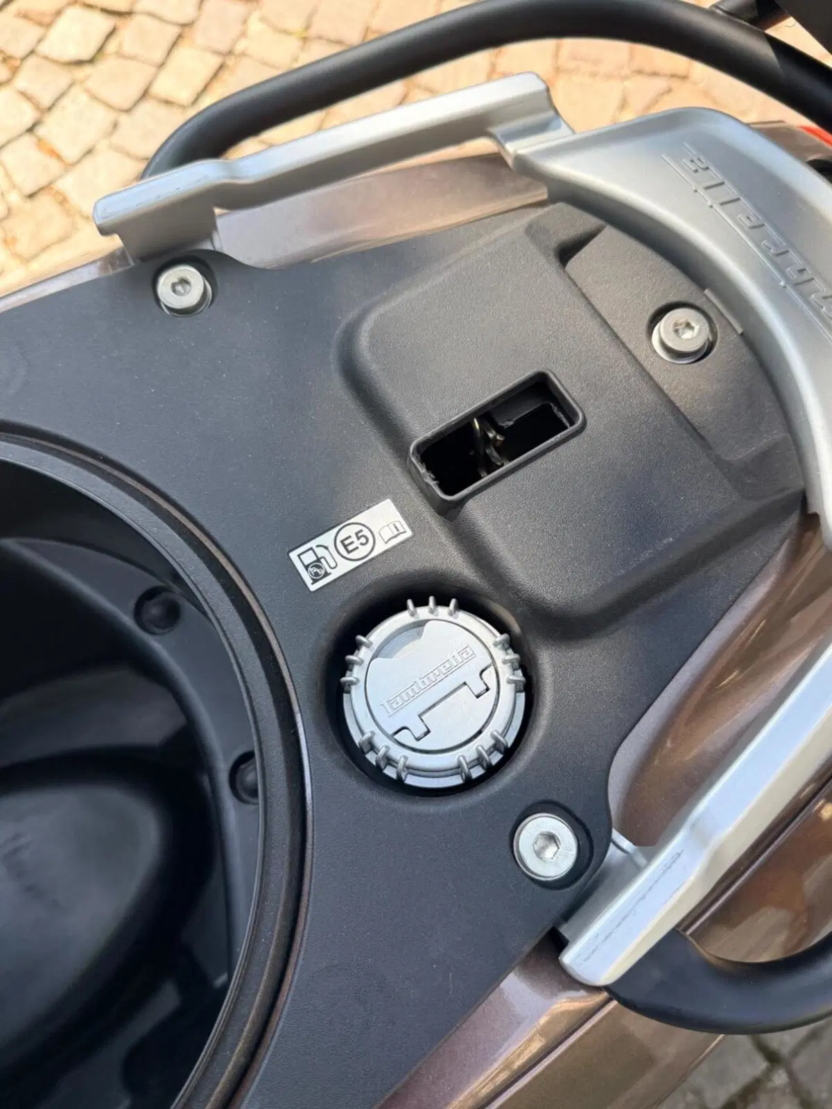 Lambretta V125 Special (2021 - 26) (14)