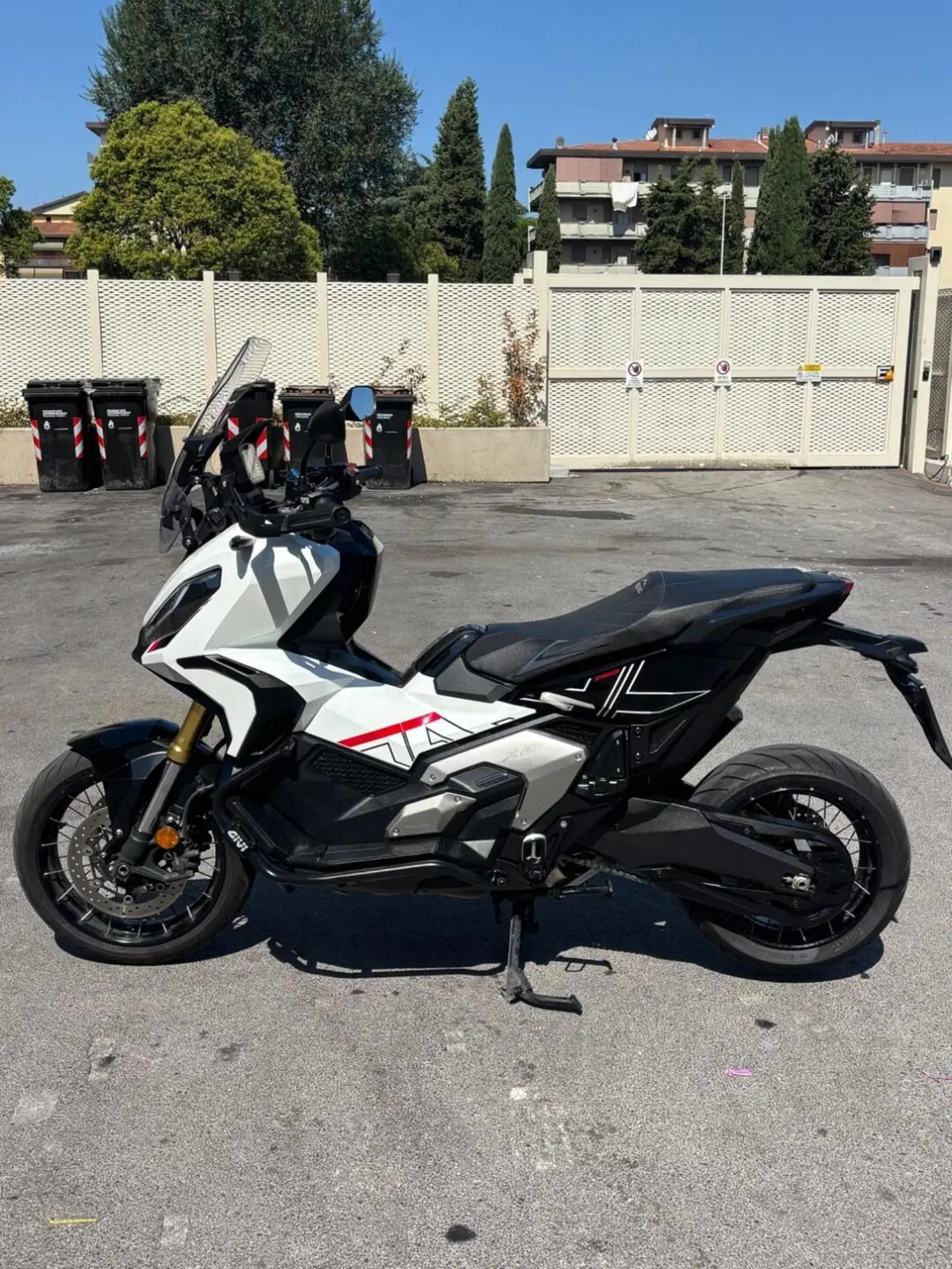 Honda X-ADV 750 DCT (2021 - 24) (2)