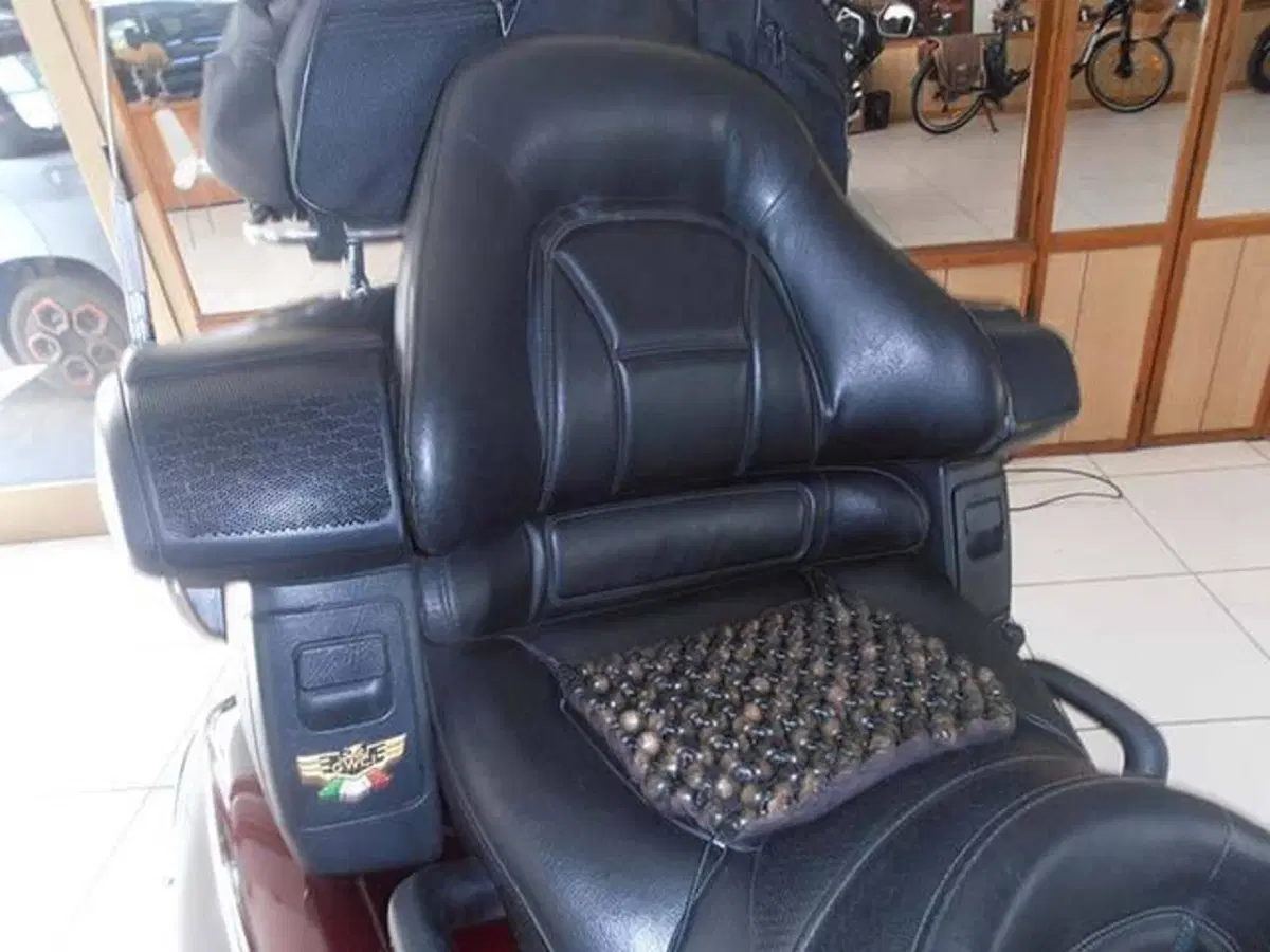 Honda GL 1800 Gold Wing (2007 - 11) (7)