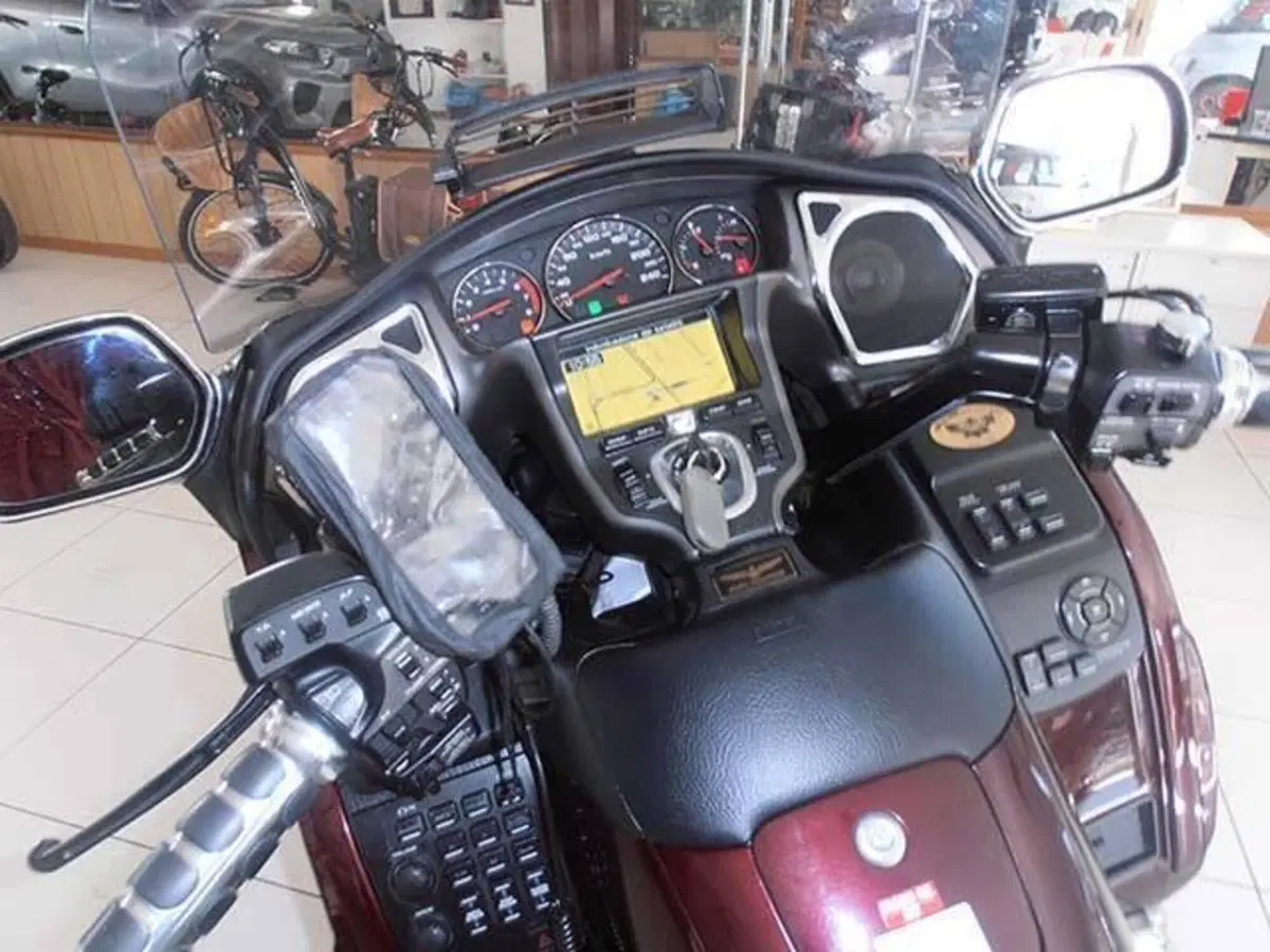 Honda GL 1800 Gold Wing (2007 - 11) (11)